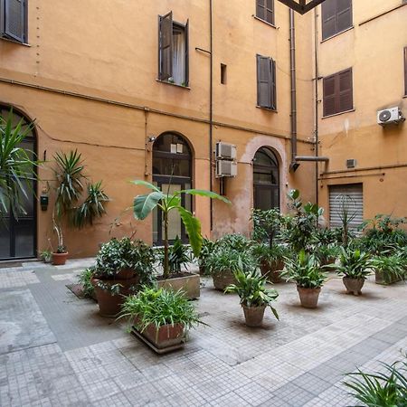 Apartmán Residenza Regina Řím Exteriér fotografie